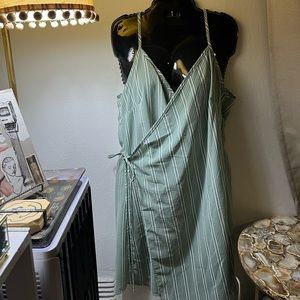 Charlotte Russe tie front wrap striped summer dress